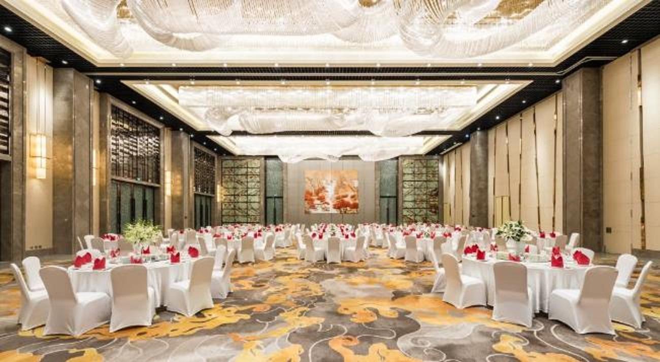 Ramada Plaza Liuzhou Liudong Hotel Exterior photo